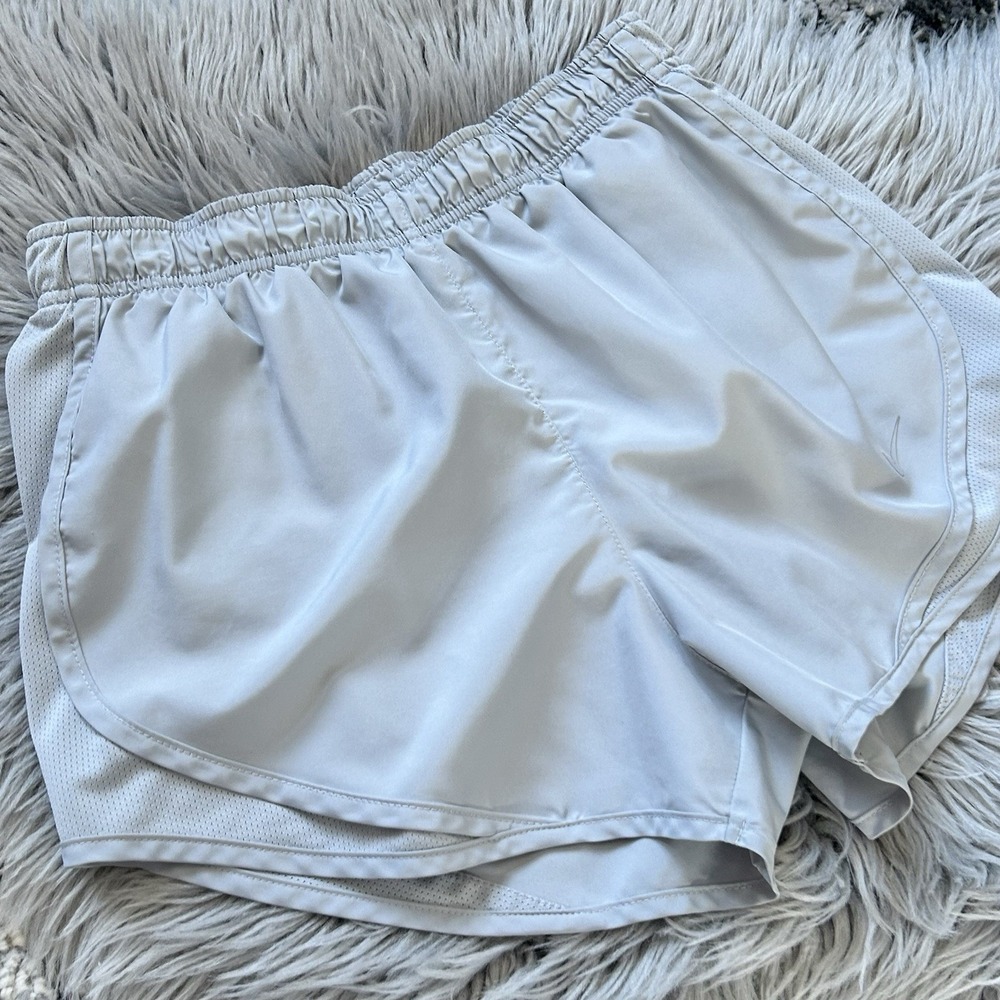 Nike Shorts Womens Gray Dri-Fit Lined Elastic‎ Waist Running Shorts Size Small - Picture 2 of 3